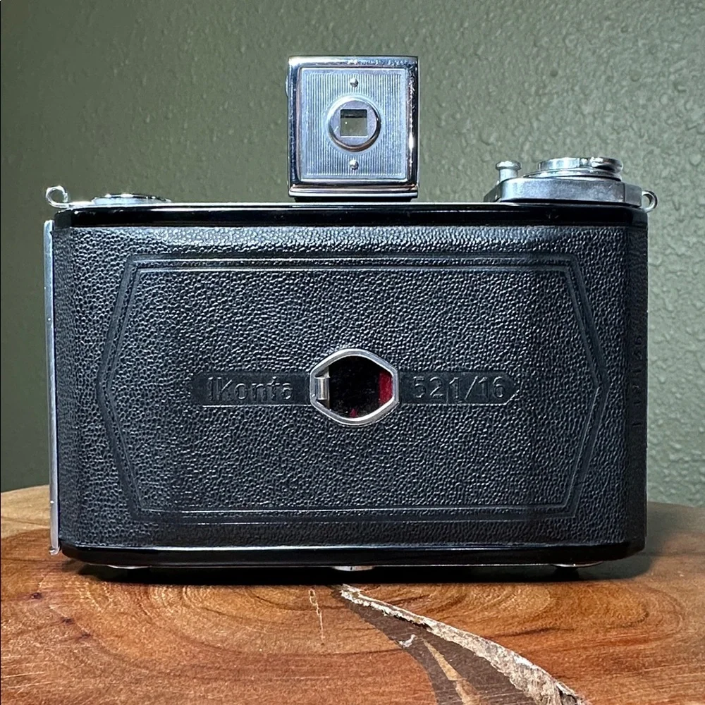 Zeiss Ikon Ikonta 521/16 Folding Camera